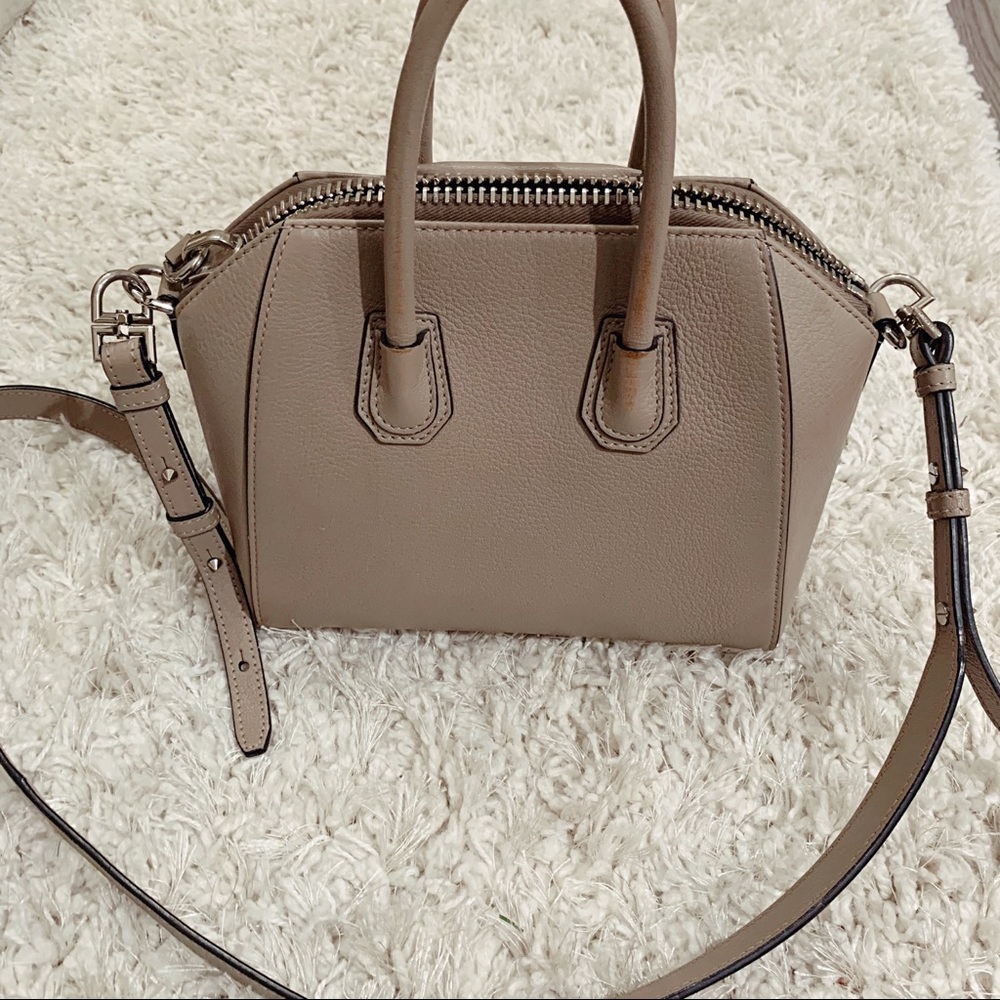 Givenchy Mini sugar Antigona bag - Picture 7 of 15